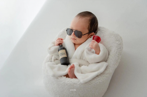 福建孕妇肚脐眼突出来